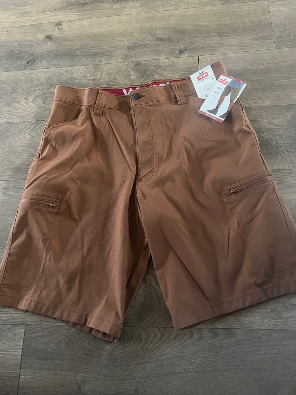 Wrangler Outdoor All Terrain Cargo Shorts Size 34 New